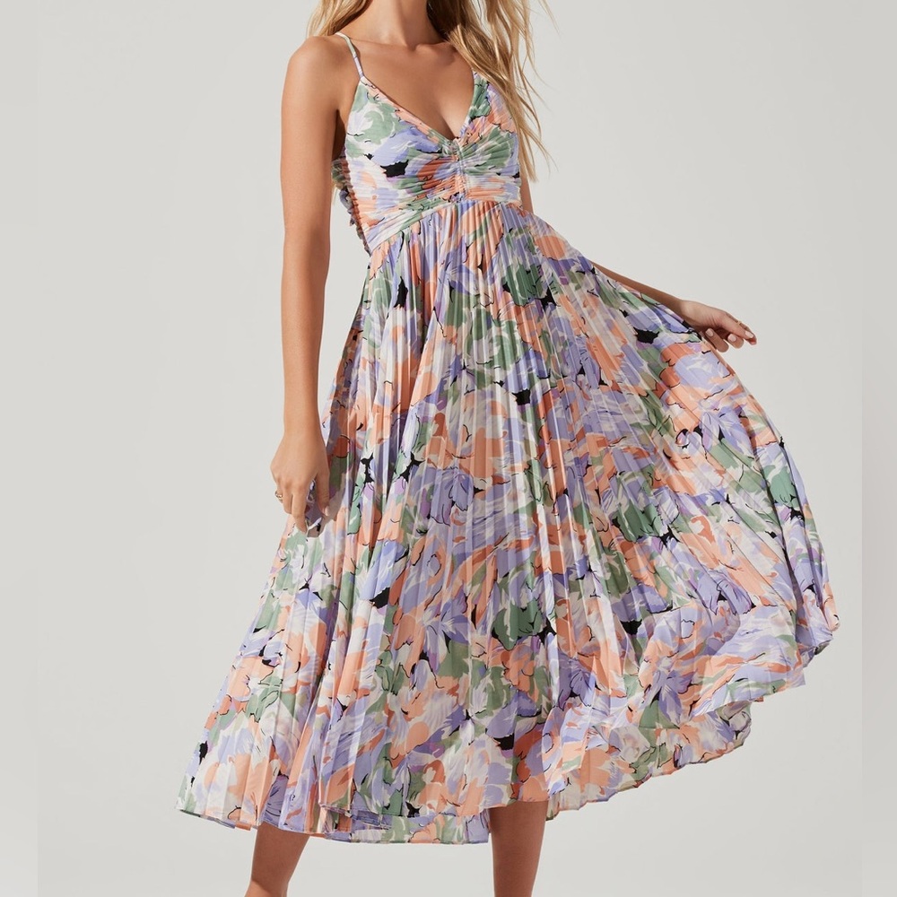 Astr Blythe Floral Plisse Midi Dress - Coral Muticolor